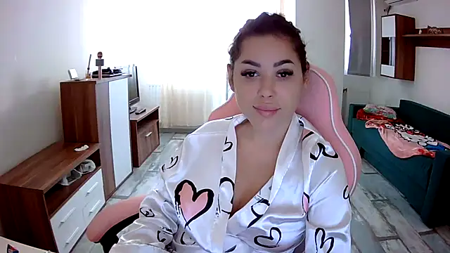 Snapshot of LovelyJulliette chatting on September 9, 7:51 am LovelyJulliette online show from September 9, 7:51 am