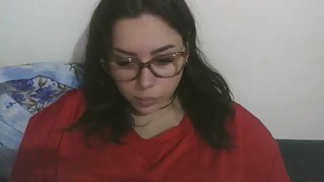 Snapshot of LovelyJulliette chatting on July 9, 3:33 pm LovelyJulliette online show from July 9, 3:33 pm