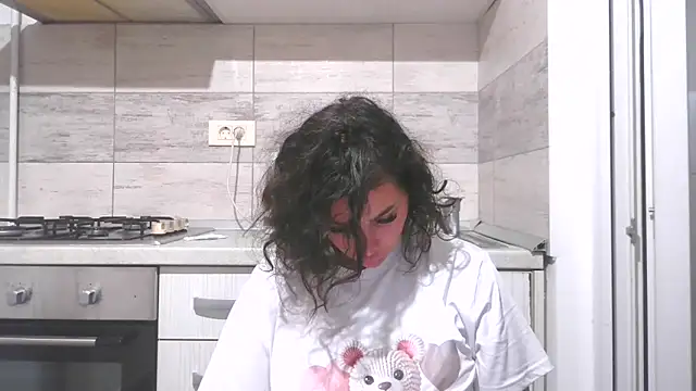 LovelyJulliette online show from November 27, 5:24 pm