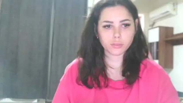 Snapshot of LovelyJulliette chatting on July 7, 3:26 pm LovelyJulliette online show from July 7, 3:26 pm