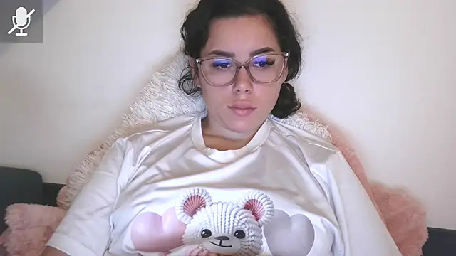 LovelyJulliette online show from November 7, 10:31 am