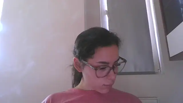 LovelyJulliette online show from October 31, 1:08 pm