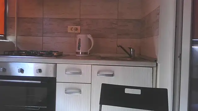 LovelyJulliette online show from May 7, 12:41 pm