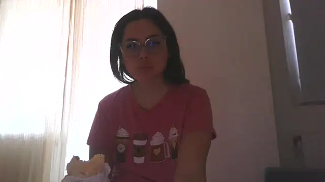 LovelyJulliette online show from October 26, 2:28 pm