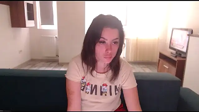 Snapshot of LovelyJulliette chatting on March 15, 11:29 am LovelyJulliette online show from March 15, 11:29 am