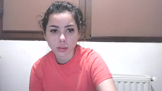 Snapshot of LovelyJulliette chatting on February 17, 1:19 pm LovelyJulliette online show from February 17, 1:19 pm