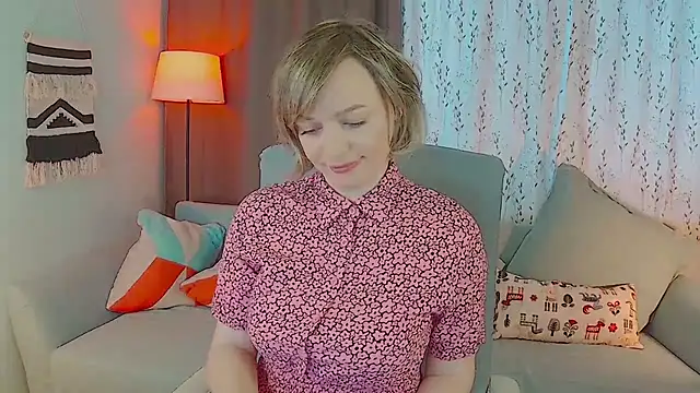 NandiSmile online show from January 9, 7:26 am