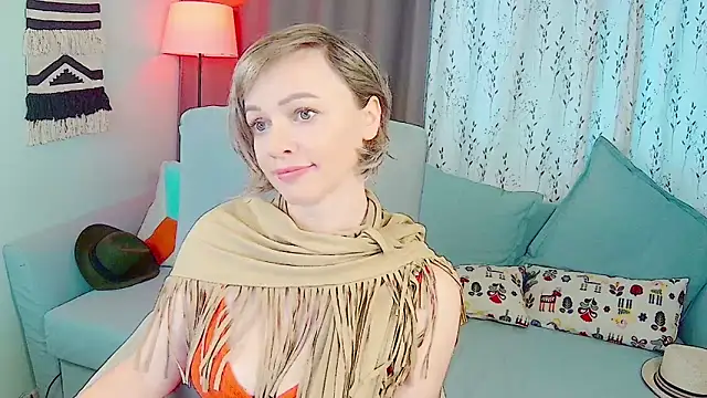 NandiSmile online show from December 3, 8:58 am