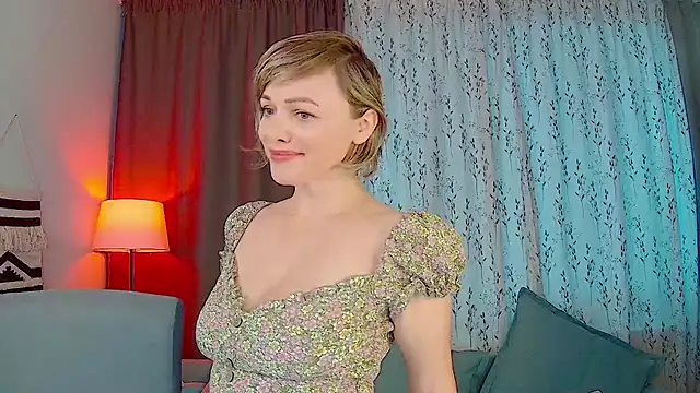 NandiSmile online show from November 20, 8:48 am