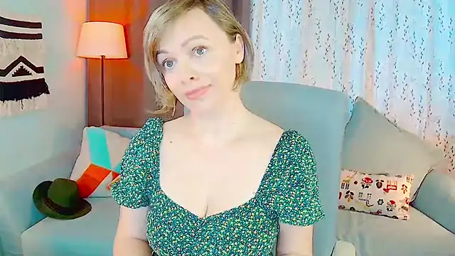 NandiSmile online show from November 24, 8:14 am