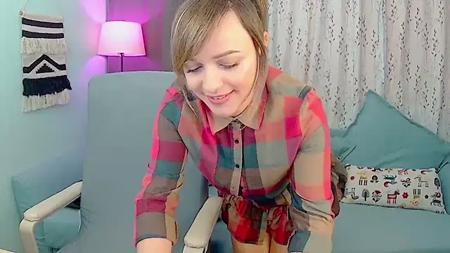 NandiSmile online show from November 3, 9:35 am