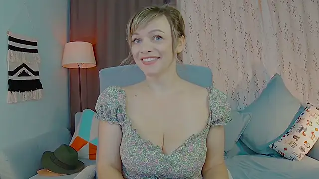 NandiSmile online show from September 11, 6:24 am