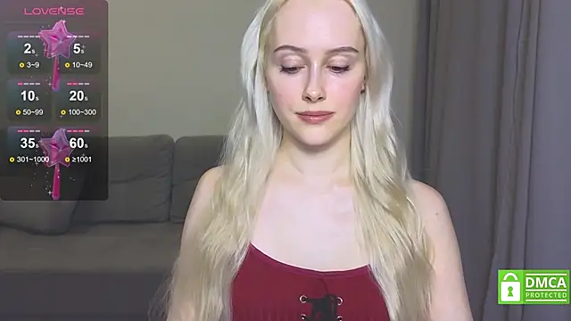 Snapshot of CaseyLabow chatting on January 11, 11:45 am CaseyLabow online show from January 11, 11:45 am