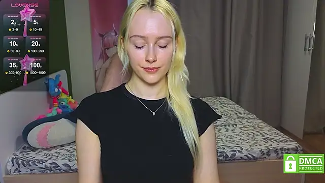 CaseyLabow online show from February 11, 4:23 am