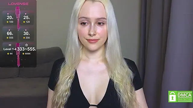 Snapshot of CaseyLabow chatting on March 13, 12:24 pm CaseyLabow online show from March 13, 12:24 pm