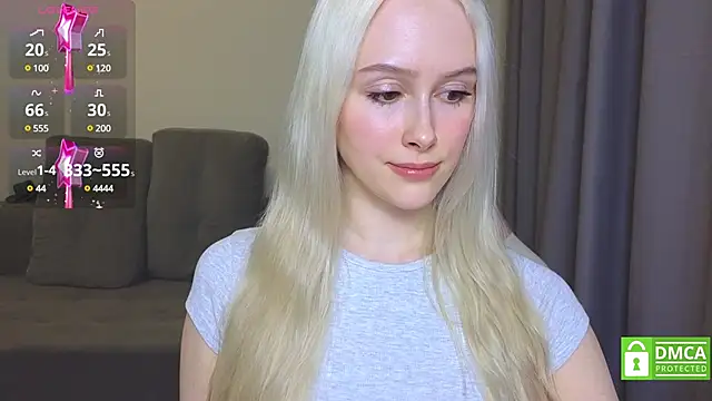 Snapshot of CaseyLabow chatting on December 21, 4:03 pm CaseyLabow online show from December 21, 4:03 pm