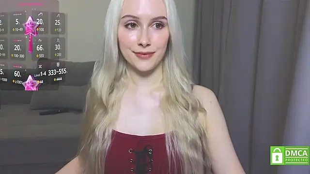 Snapshot of CaseyLabow chatting on December 18, 1:45 pm CaseyLabow online show from December 18, 1:45 pm