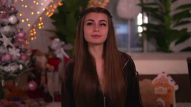 KaylaBray online show from December 20, 4:48 am