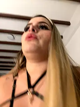 natashasweet online show from October 1, 4:06 am