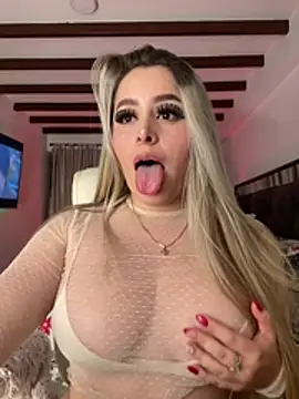 natashasweet online show from April 12, 5:33 am