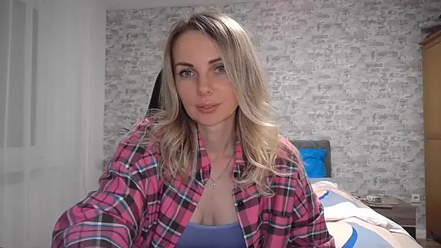 AlissonBia online show from September 22, 9:32 pm