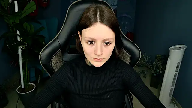 VeliraBraitberg online show from March 12, 11:10 am