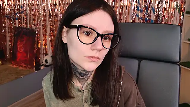 VeliraBraitberg online show from March 14, 2:12 pm