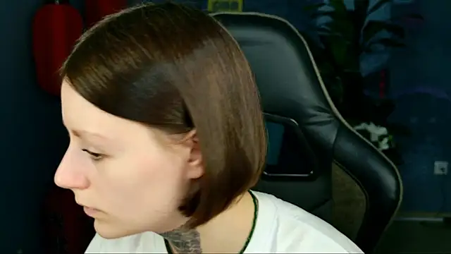 VeliraBraitberg online show from March 16, 8:10 am