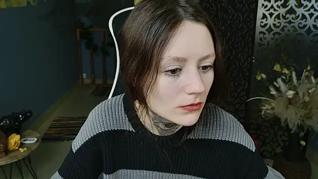 VeliraBraitberg online show from March 2, 12:03 pm