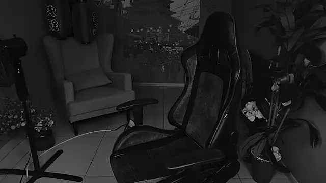 VeliraBraitberg online show from March 12, 4:11 pm