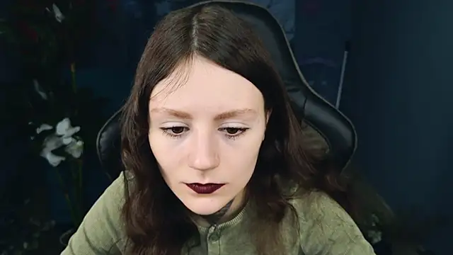 VeliraBraitberg online show from February 28, 11:14 am