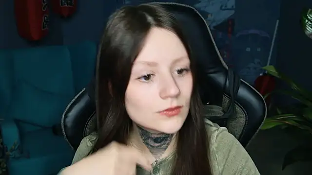 VeliraBraitberg online show from March 5, 8:10 am