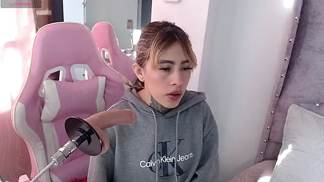 katty-candyy online show from June 12, 12:36 pm