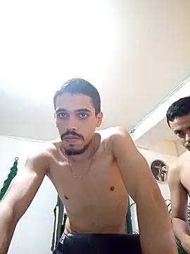 Snapshot of giannandblacke chatting on November 12, 10:13 pm giannandblacke online show from November 12, 10:13 pm