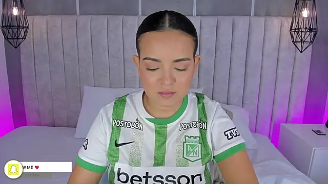 lea gray online show from November 30, 5:36 pm