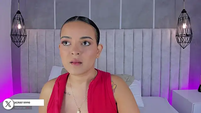 lea gray online show from December 2, 6:31 pm