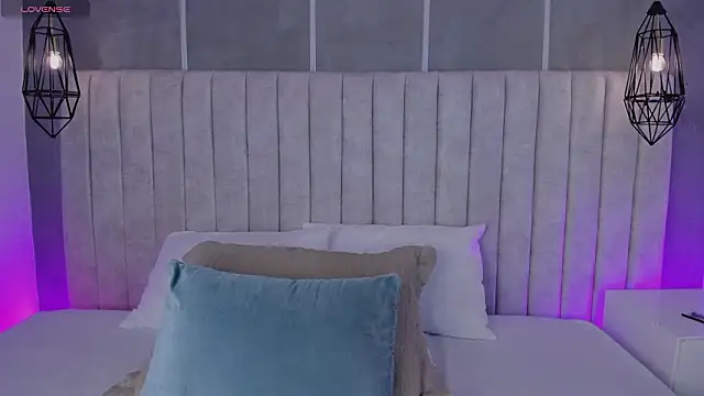 lea gray online show from March 15, 5:31 pm