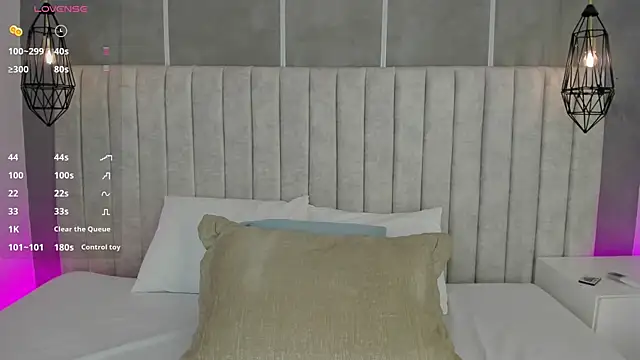 lea gray online show from November 3, 6:00 pm