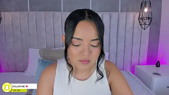 lea gray online show from December 1, 6:31 pm