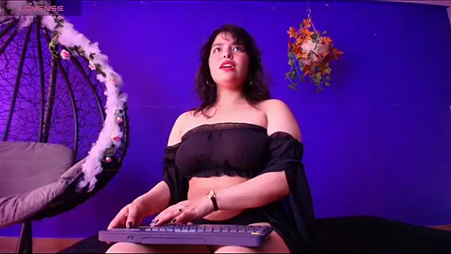  Lilith 18  online show from May 27, 7:21 pm