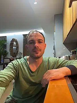 Adventurehotman online show from April 4, 11:11 pm