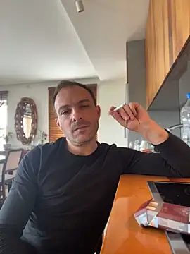 Adventurehotman online show from April 13, 12:09 pm