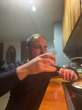 Adventurehotman online show from April 14, 7:41 pm