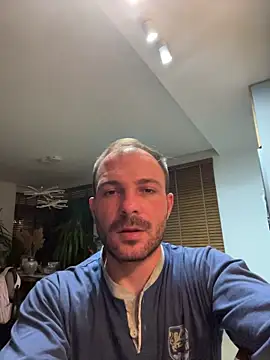 Adventurehotman online show from May 17, 9:48 pm