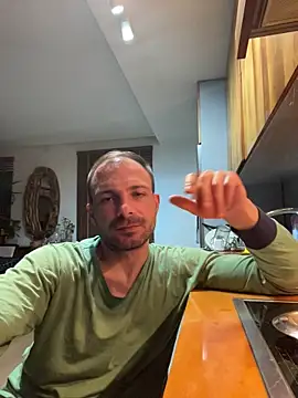 Adventurehotman online show from May 14, 9:56 pm