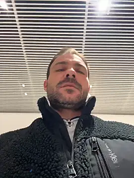 Adventurehotman online show from November 30, 12:50 pm