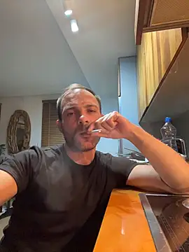 Adventurehotman online show from May 31, 12:05 am