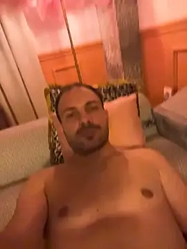 Adventurehotman online show from November 15, 11:42 pm