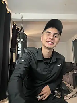 Stiven CL online show from February 10, 2:16 pm