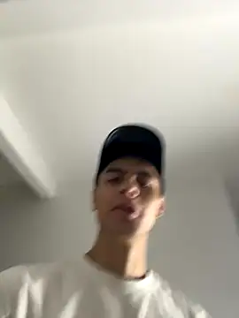 Stiven CL online show from October 26, 9:48 pm